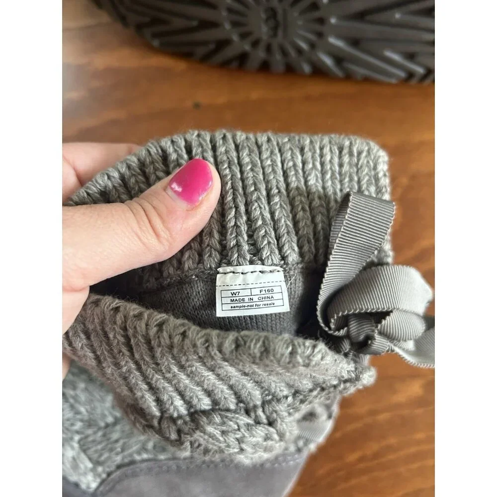 UGG Australia Isla Gray Cable‎ Knit Winter Boots Ribbon Lace Tie Women’s Size 7